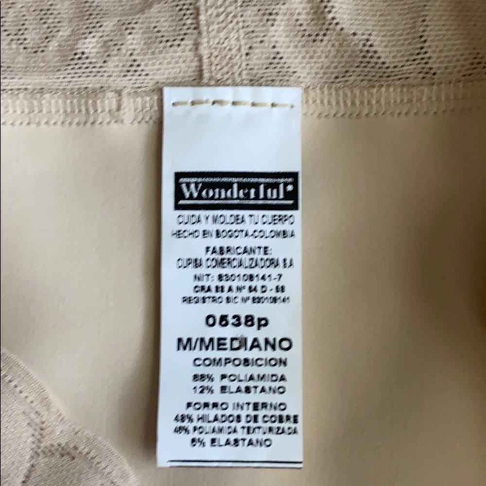 NWOT Wonderlul Kardashian Shapewear - Picture 4 of 11